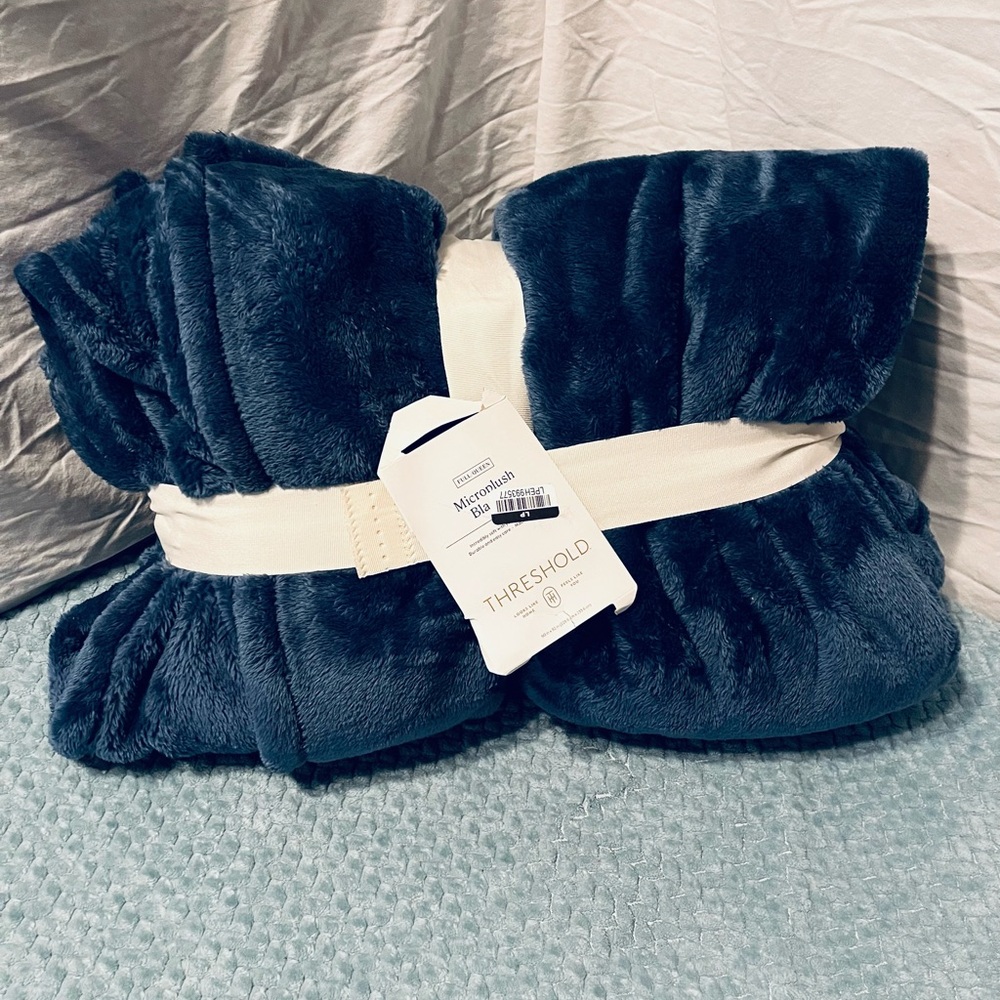 Threshold Navy Plush Throw Blanket